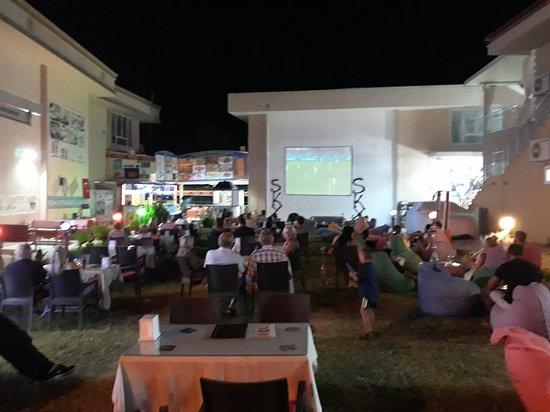 Maria Shisha & Cocktail Bar